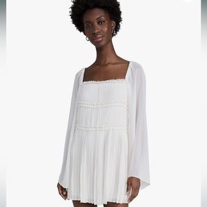 NWT Alexis women’s Zori dress